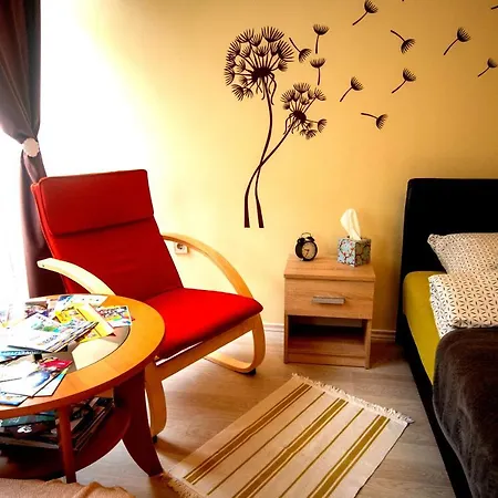 Four Seasons Apartman Apartment