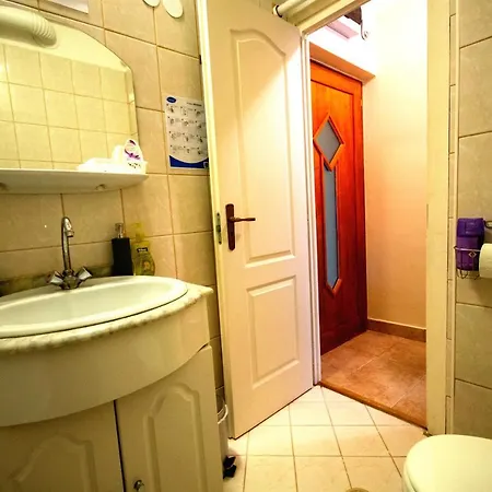 Apartment Four Seasons Apartman