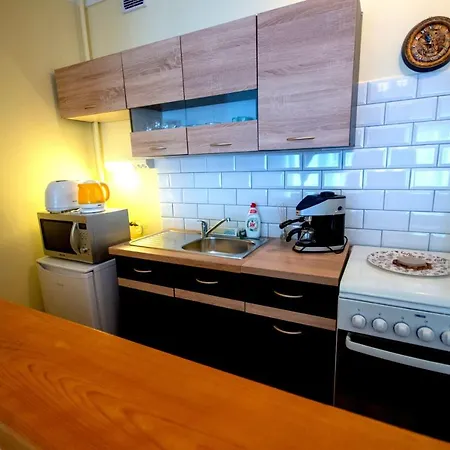 Apartment Four Seasons Apartman *