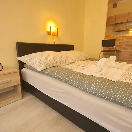 Four Seasons Apartman *